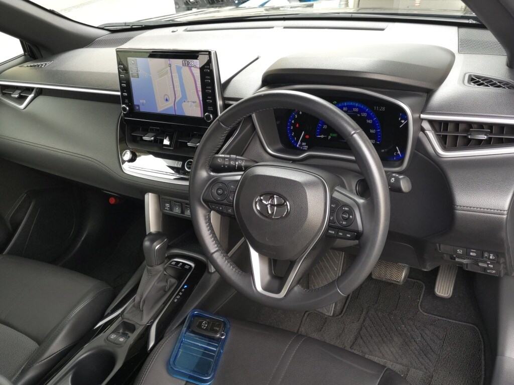 TOYOTA COROLLA CROSS HYBRID Z LEATHER photo 6