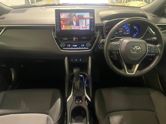 TOYOTA COROLLA CROSS HYBRID Z LEATHER photo 8