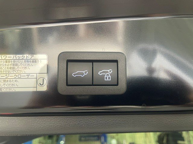 TOYOTA COROLLA CROSS HYBRID Z LEATHER photo 14